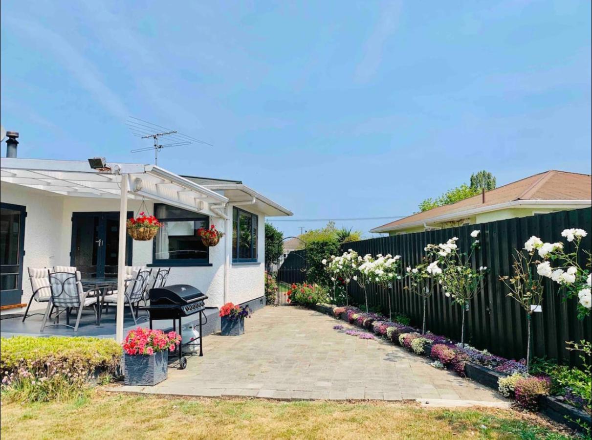 Peaceful House With Kids Playground Villa Motueka Exteriör bild